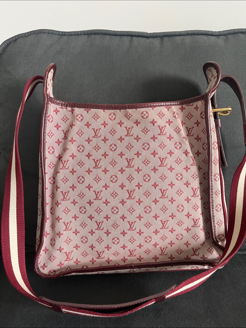 Louis Vuitton Pink and Burgundy Monogram Crossbody Bag - Picture 7 of 11